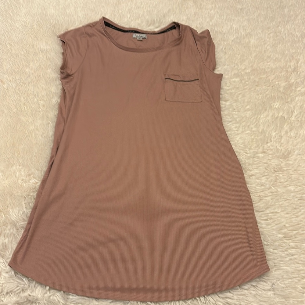 Nicole Miller night gown size L